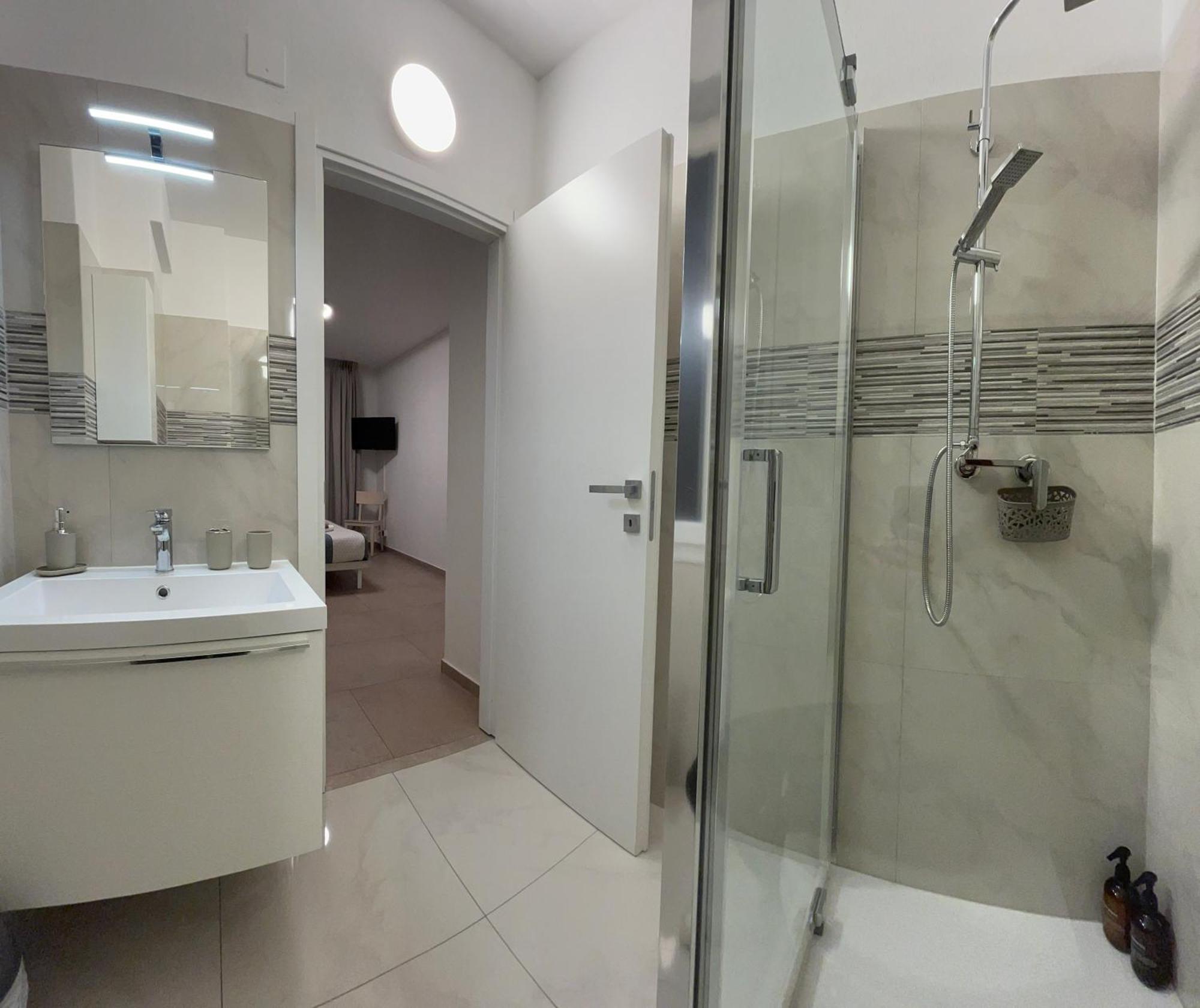 *Veranda'S Rooms* - Free Parking In Central Lugano Exteriör bild
