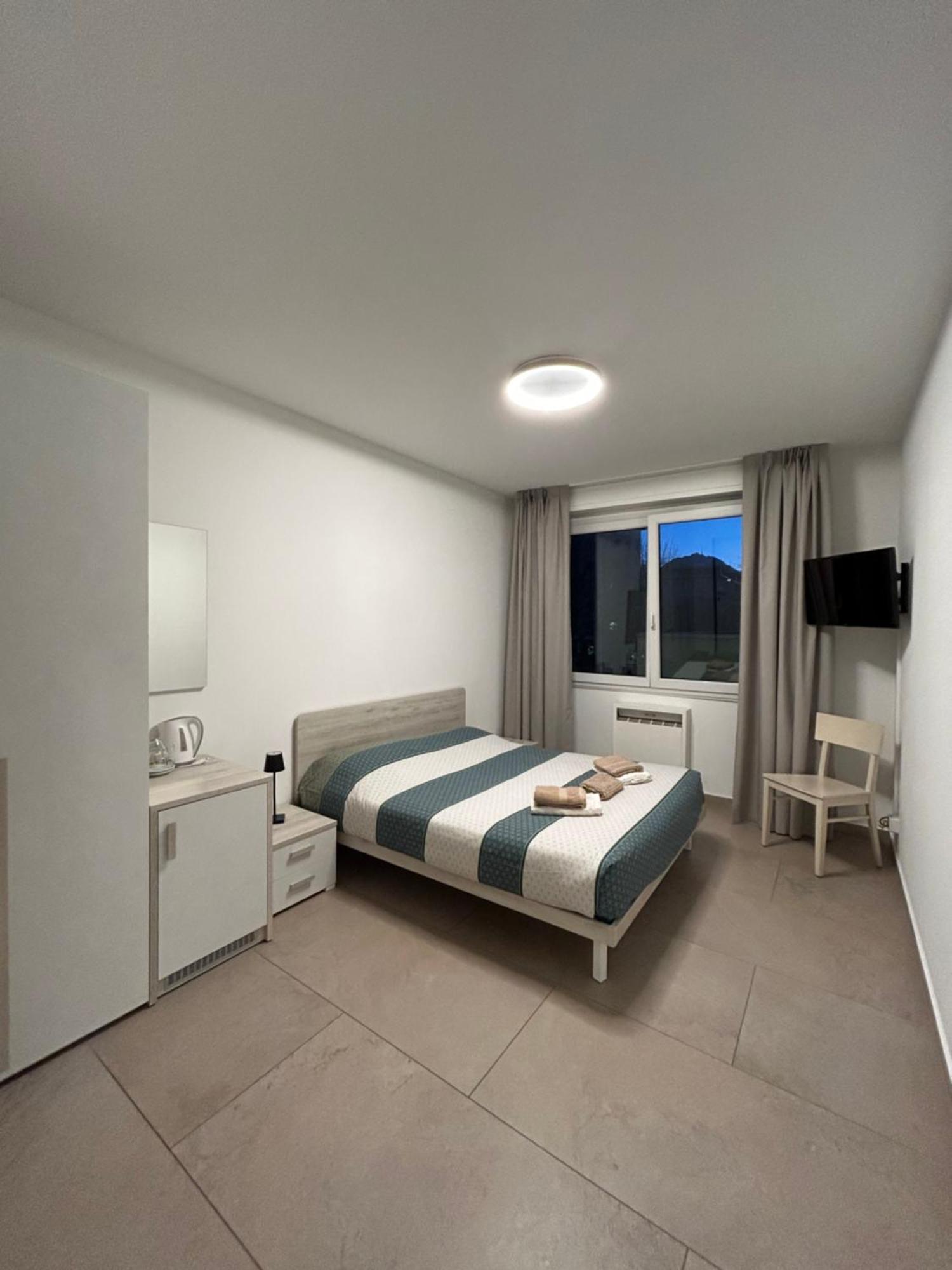 *Veranda'S Rooms* - Free Parking In Central Lugano Exteriör bild